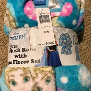Disney Frozen plush robe and fleece set